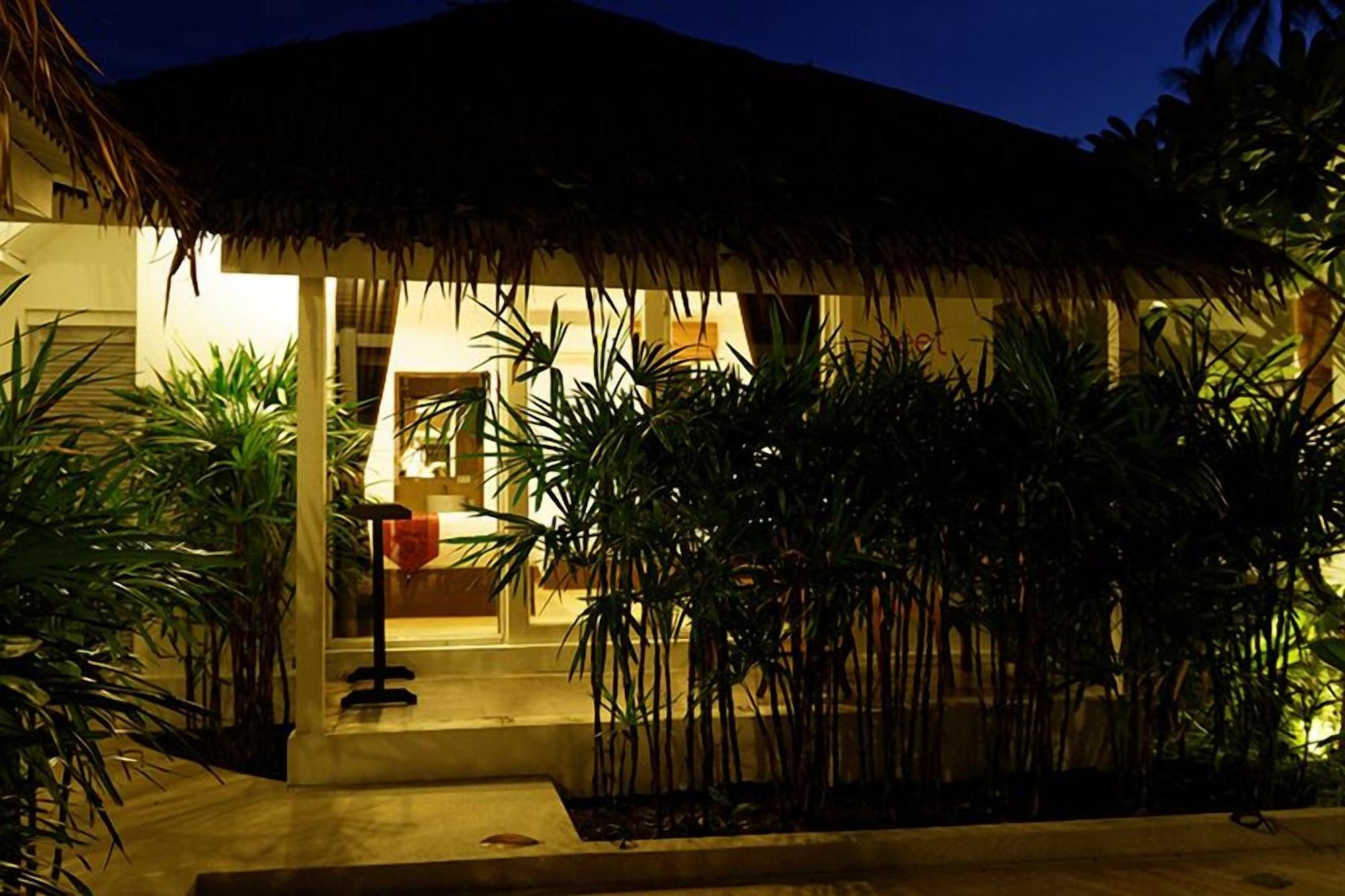 The White Cottage Bophut Exterior photo